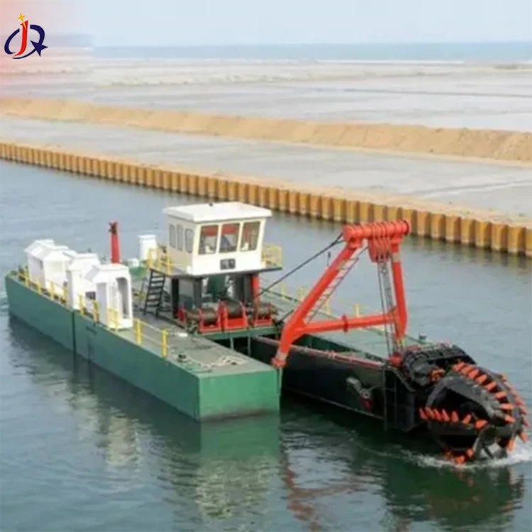 Chuqur qazish loyihasi uchun to'sar so'rg'ichli dredger